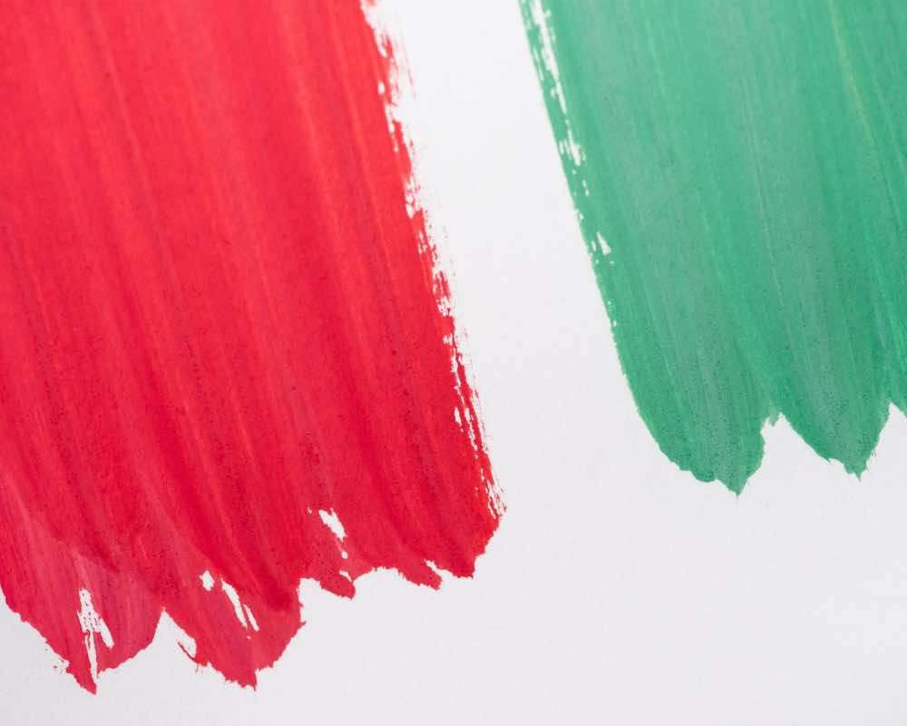 Red and green paint strokes