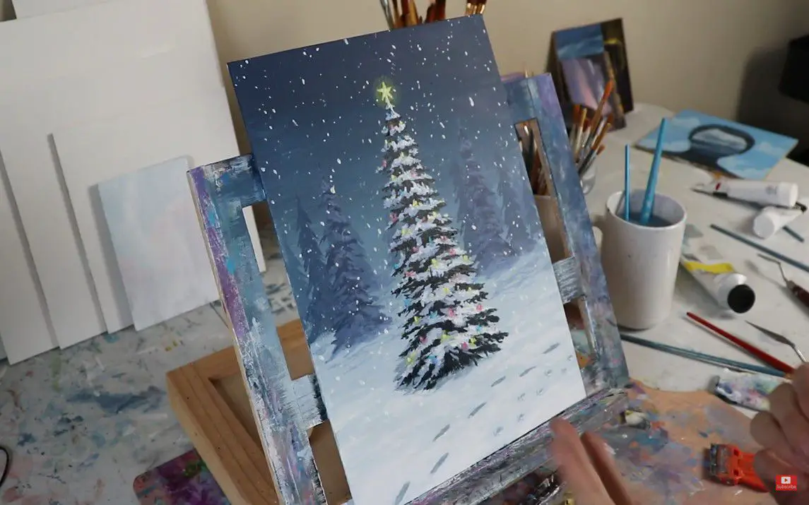 Painting a Realistic Christmas Tree using Acrylics