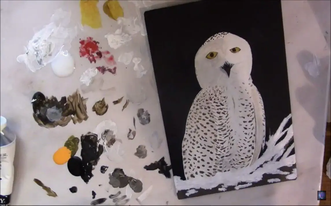 Simple Snowy Owl