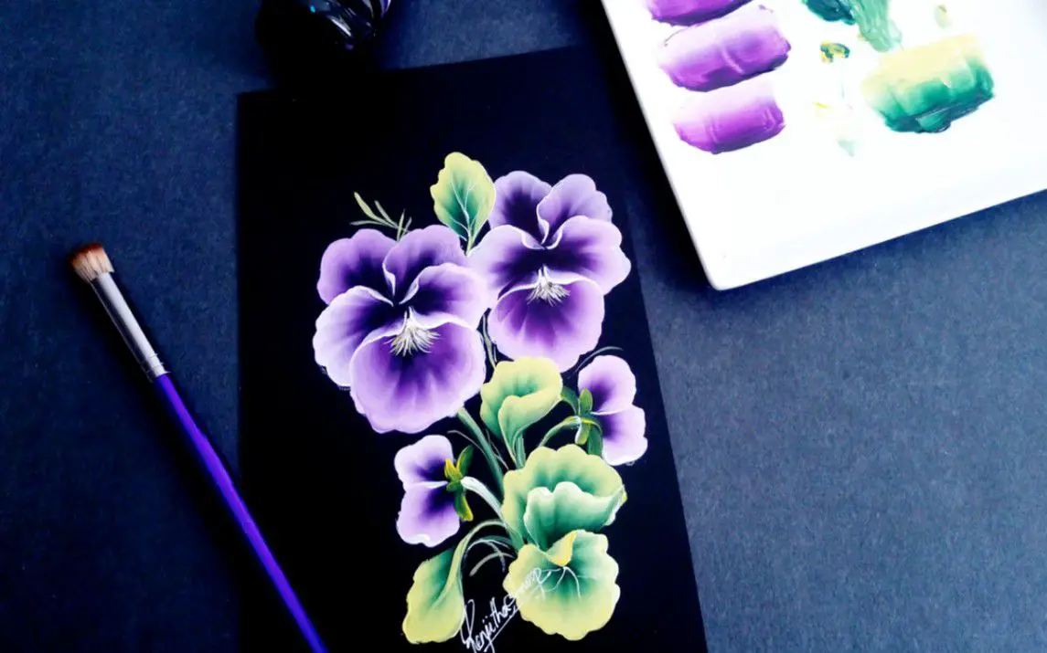 Quick Pansy Painting Tutorial