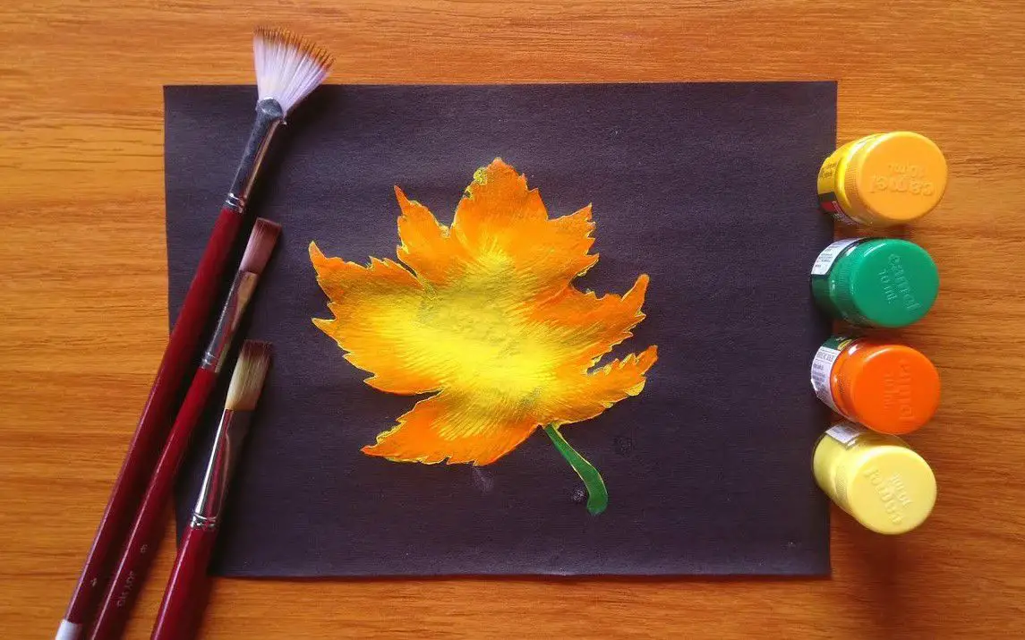 Simple Pumpkin Leaf Painting