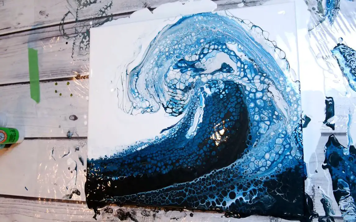 Beautiful Fluid Painting of an Ocean Wave